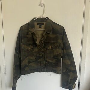 Forever 21 Camouflage Cropped Jacket